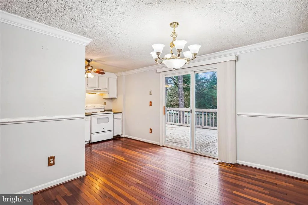 Photo of 19013 PERRONE DRIVE