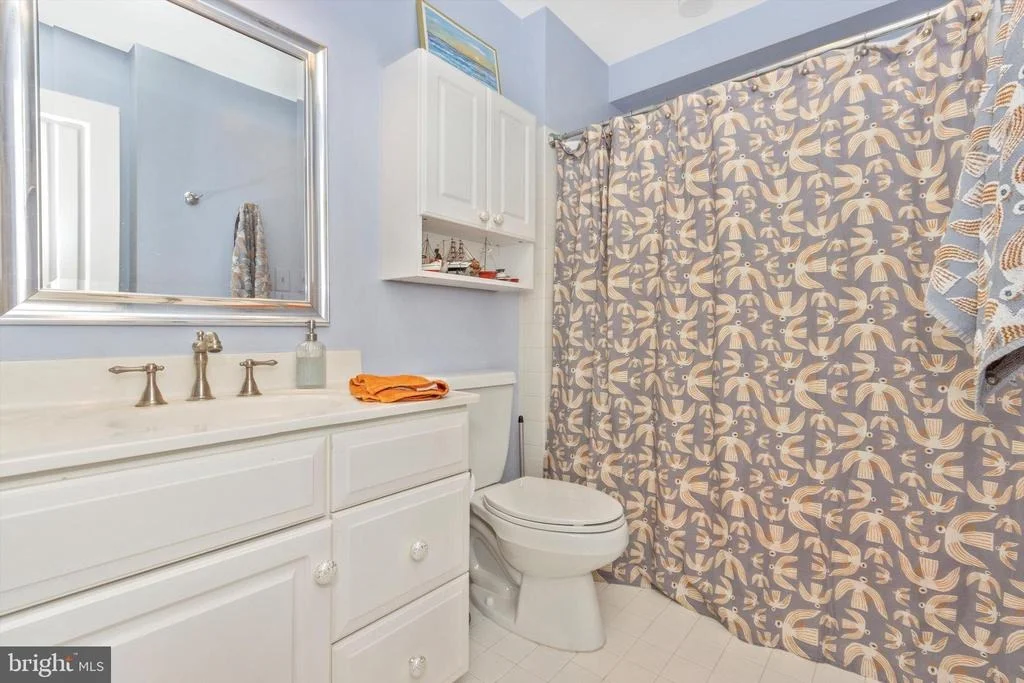 Photo of 833 DUNBROOKE COURT