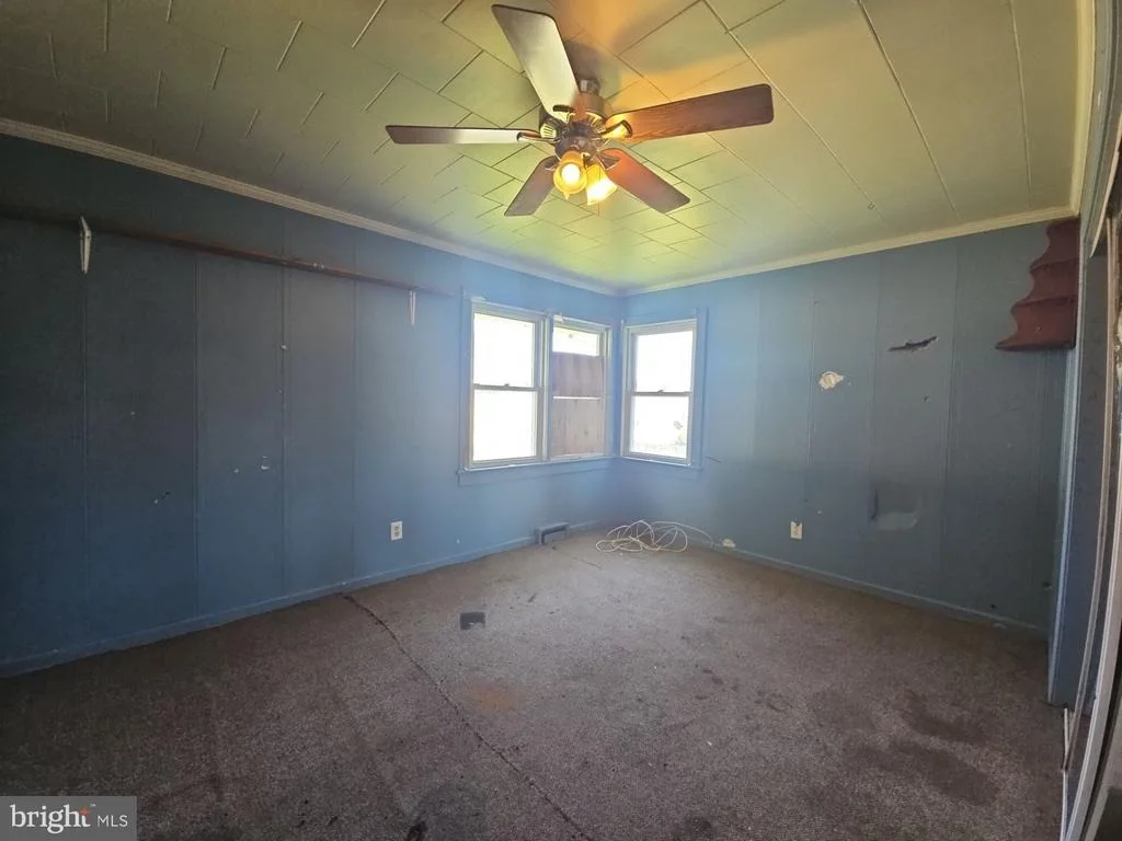 Photo of 68 LAKESIDE DRIVE