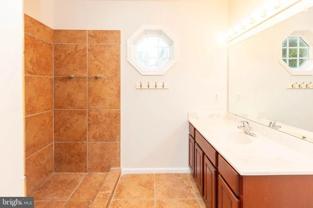 Photo of 30997 OAK LEAF DRIVE