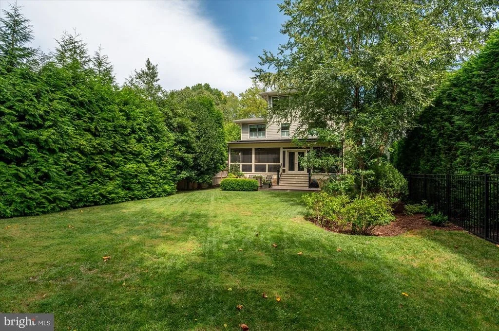 Photo of 14 HULL AVENUE