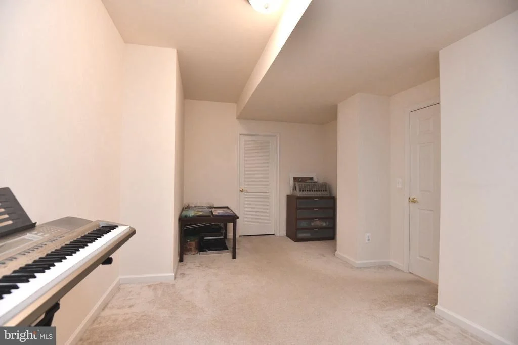 Photo of 475 CARDINAL LANE
