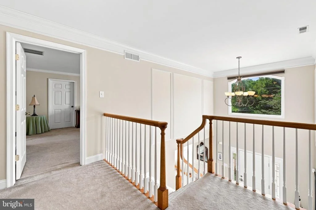 Photo of 646 ALBERTSON ROAD