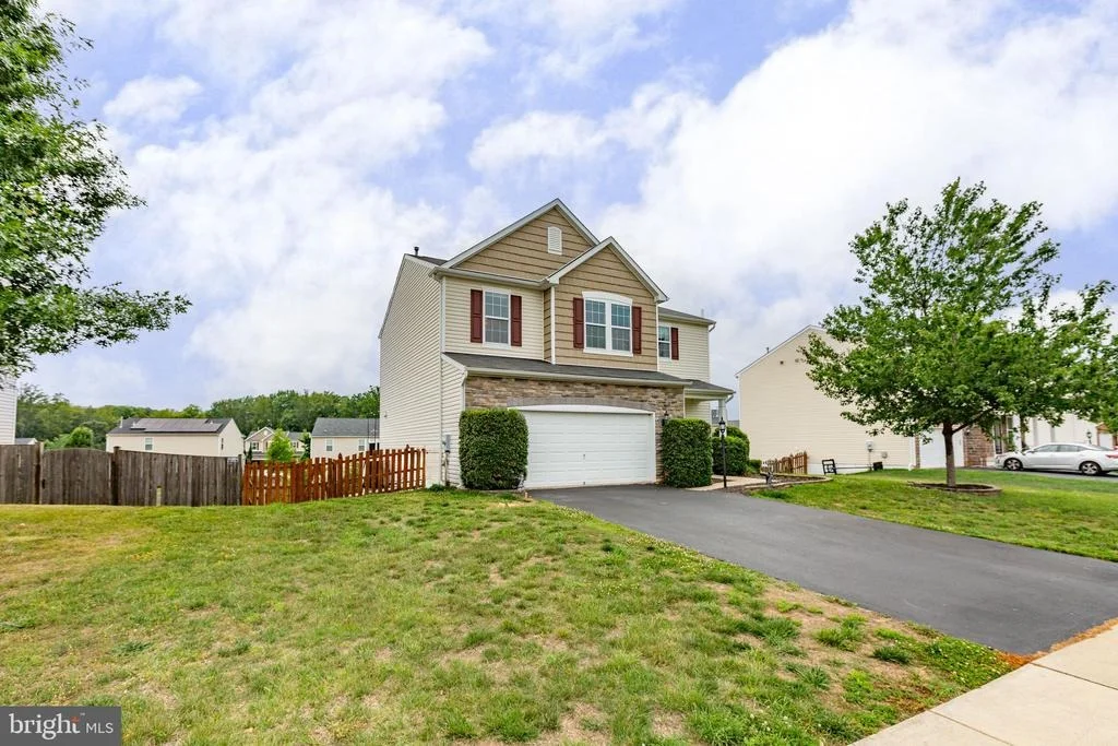 Photo of 64 CHARTER GATE DRIVE