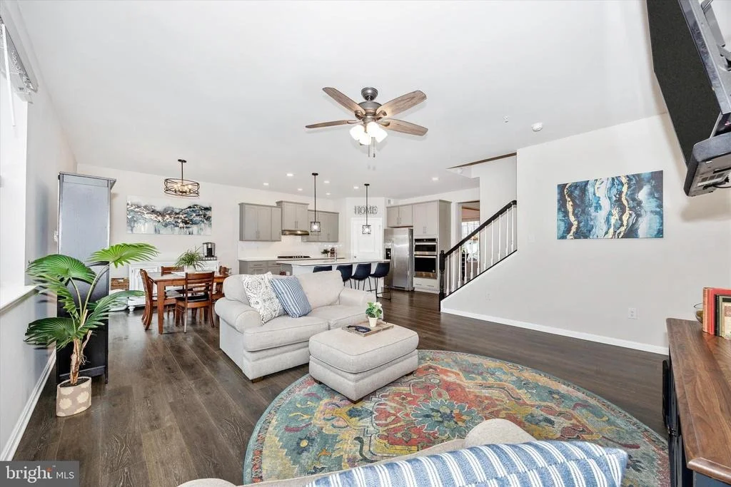 Photo of 5613 ZOE LANE