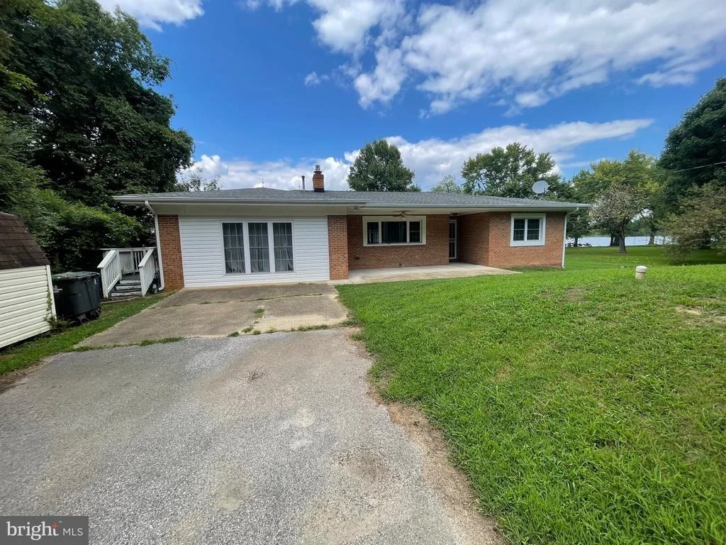 Photo of 36026 BAY DRIVE