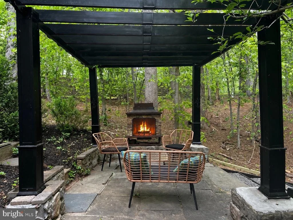 Photo of 8701 SINCLAIR MILL ROAD
