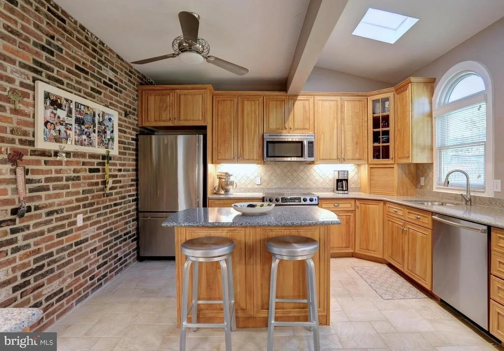 Photo of 8171 BAYSIDE DRIVE