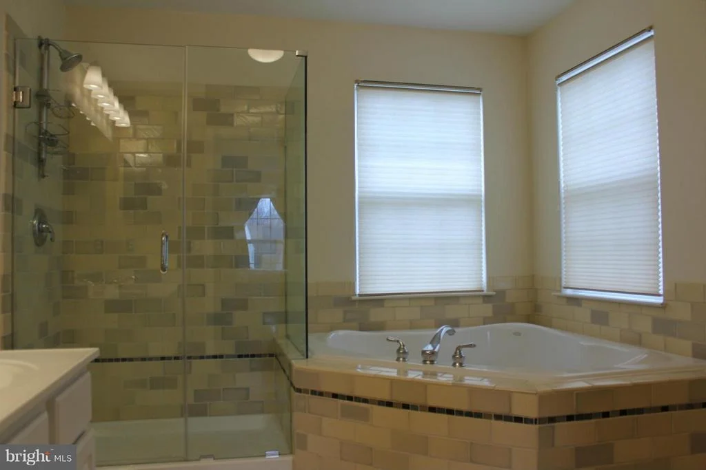 Photo of 11204 COOL BREEZE PLACE