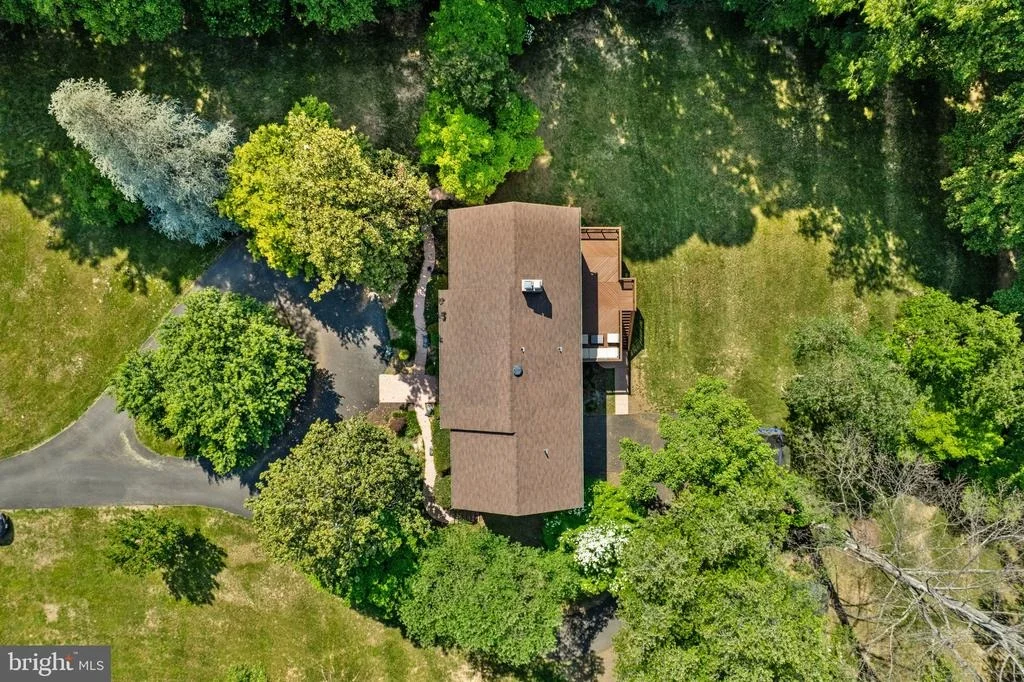 Photo of 13112 LAUREL GLEN ROAD