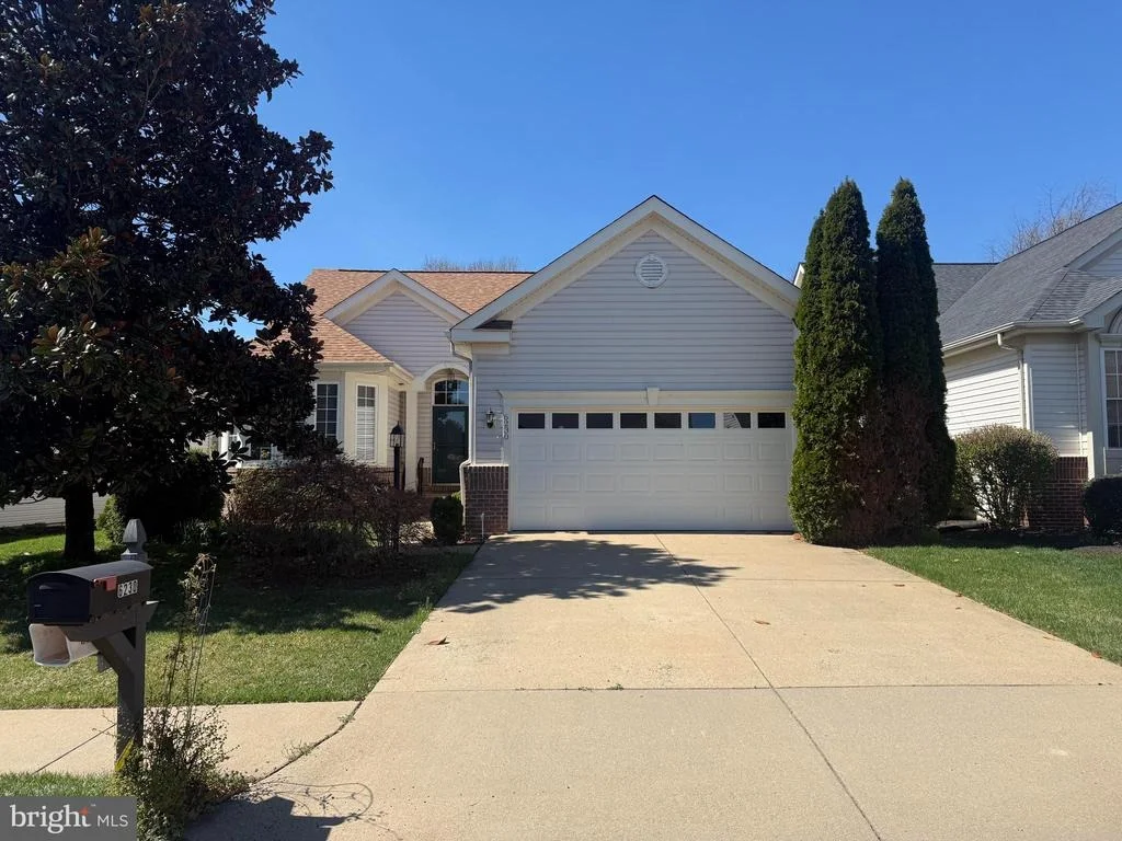 Photo of 6230 SETTLERS TRAIL PLACE