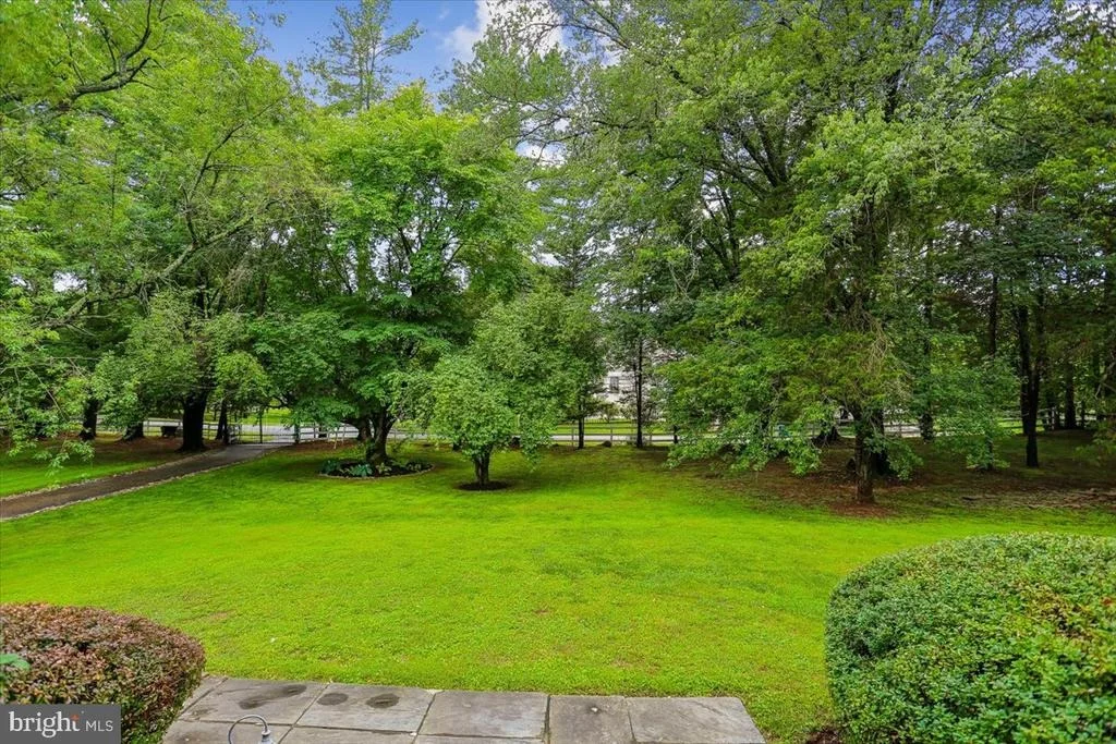 Photo of 8603 BRICKYARD ROAD