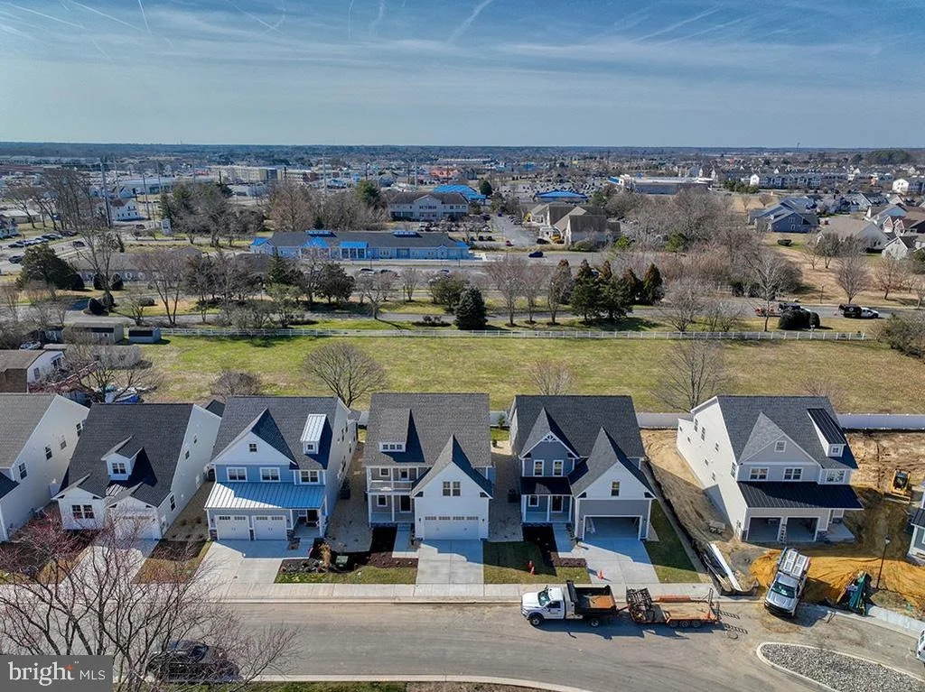 Photo of 33743 CATCHING COVE CT LOT 4
