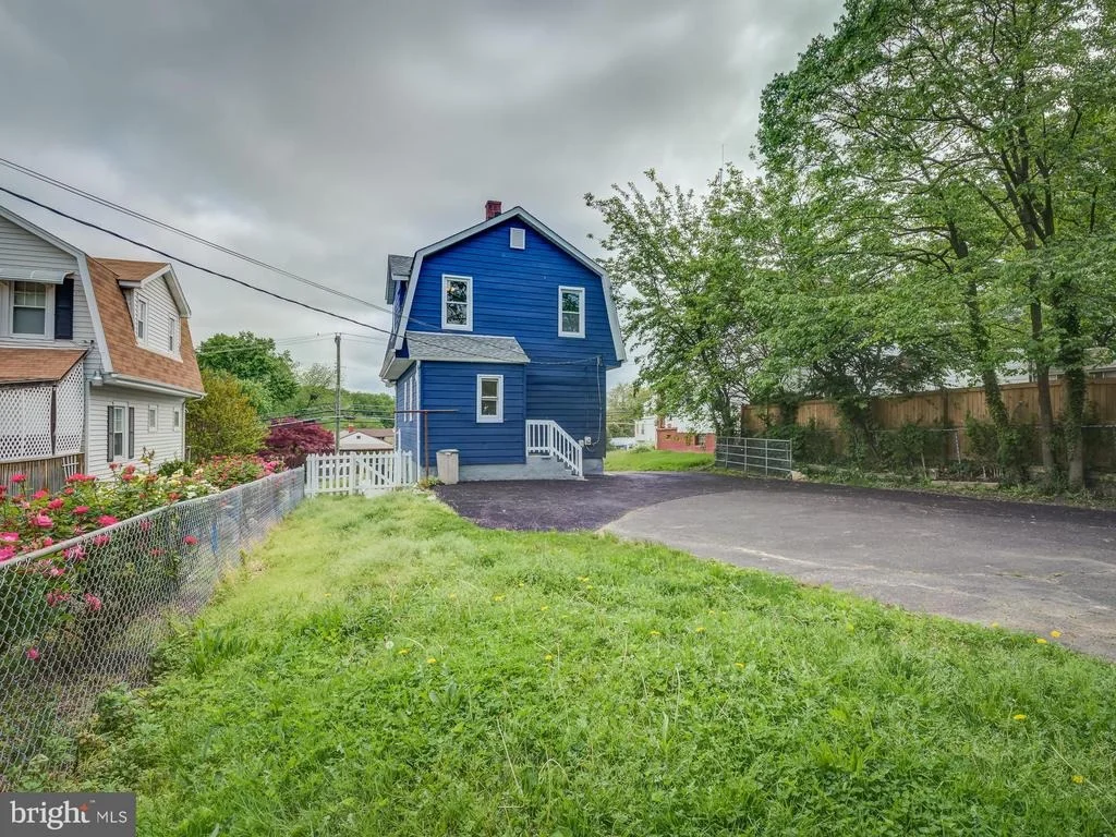 Photo of 4011 TAYLOR AVENUE