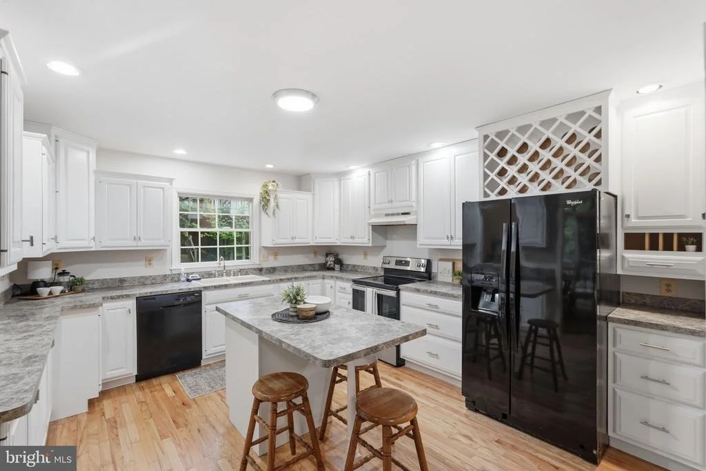 Photo of 616 HICKORY CIRCLE