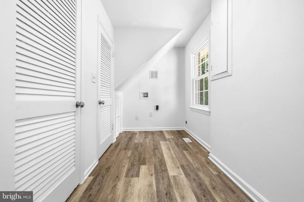 Photo of 10705 OAK PLACE