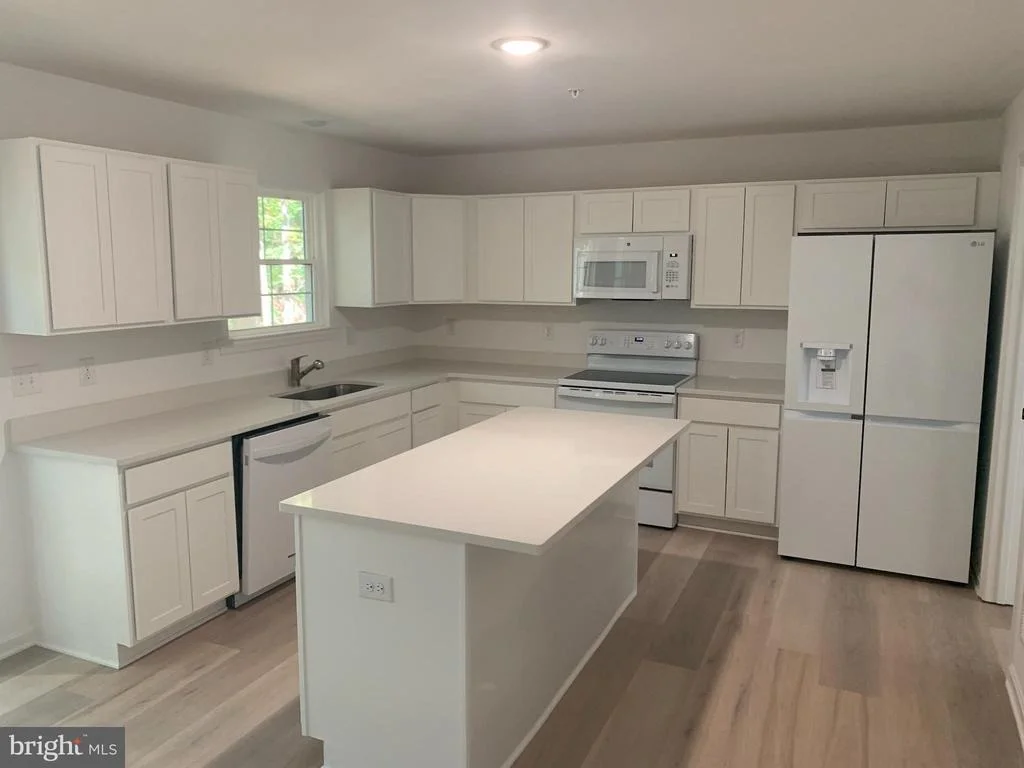 Photo of 12119 LONG WOLF LANE
