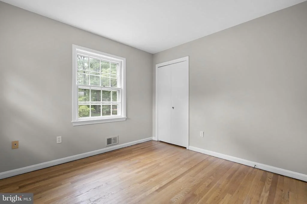 Photo of 1585 KIMBLEWICK ROAD