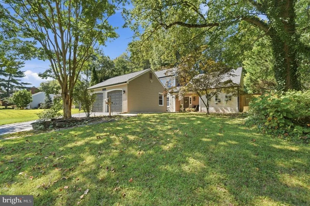 Photo of 1743 MAYFAIR PLACE