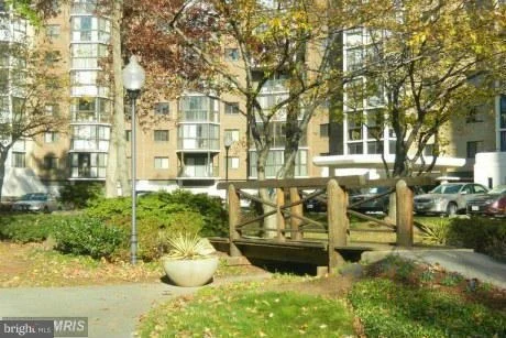 Photo of Unit 2824 at 15107 INTERLACHEN DRIVE