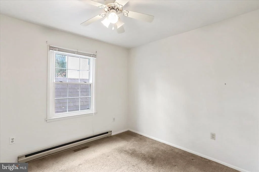 Photo of 267 LONGFORD DRIVE