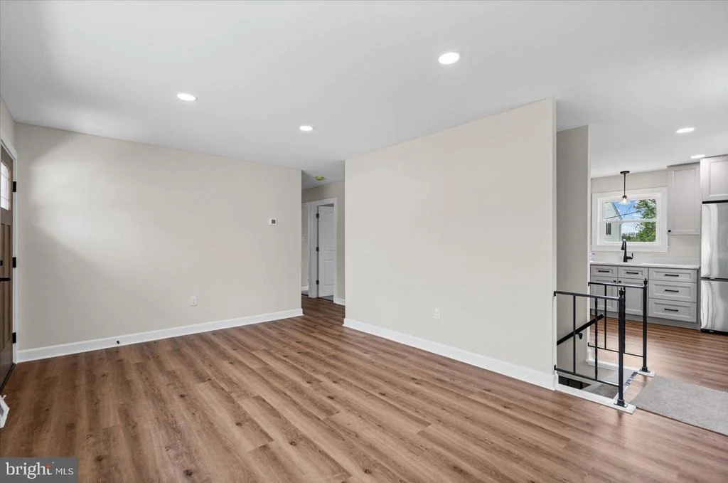 Photo of 247 CANDYTUFT ROAD