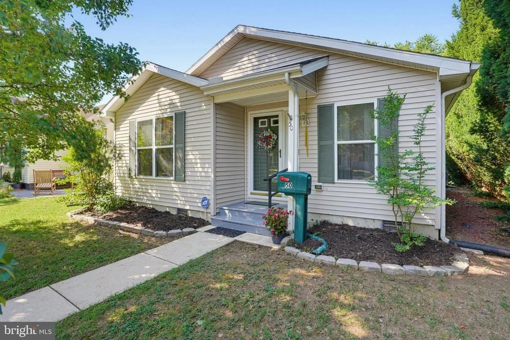 Photo of 50 N HALSEY ROAD