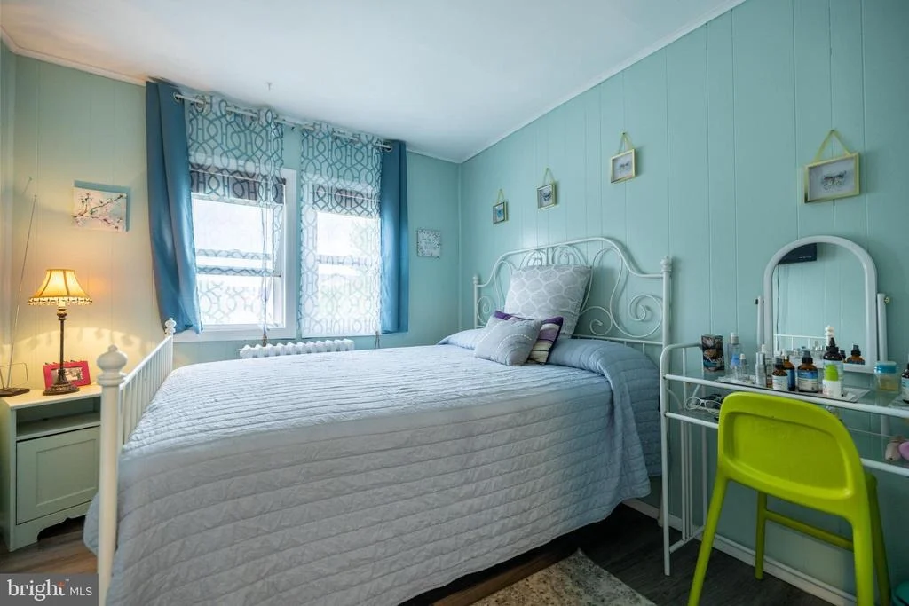 Photo of 39 E 2ND AVENUE