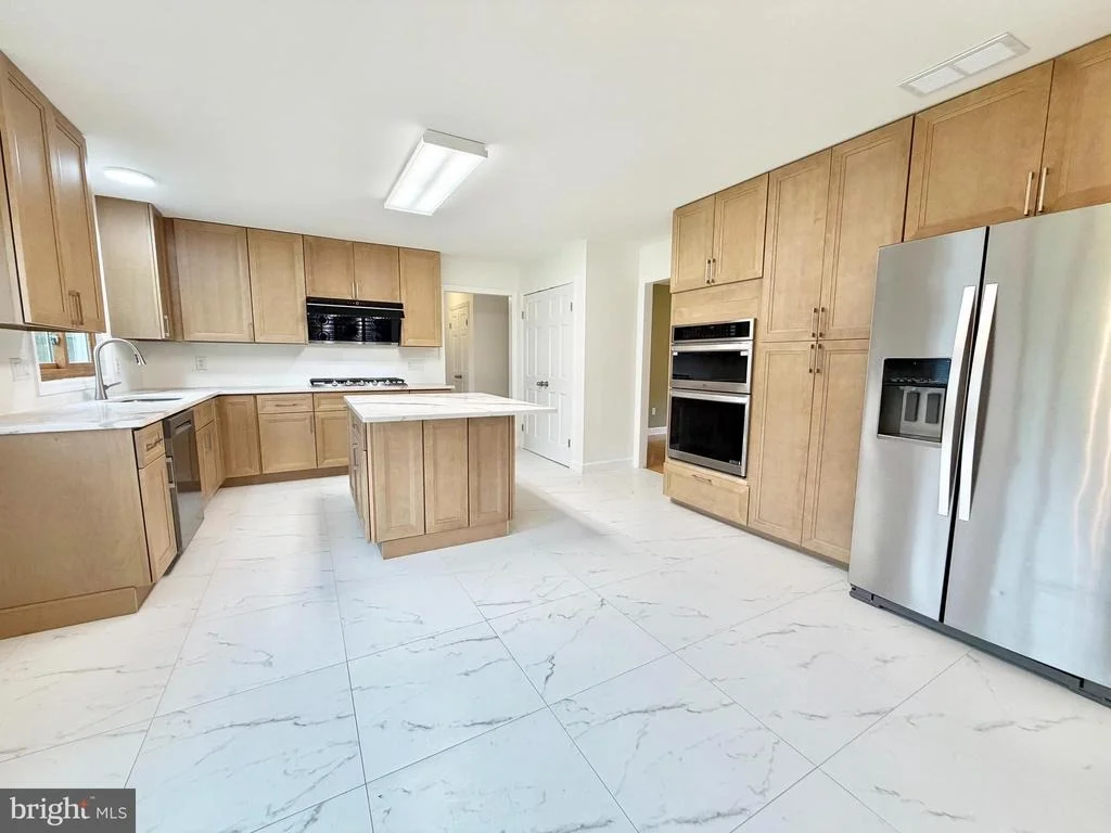 Photo of 8 EVANS DRIVE