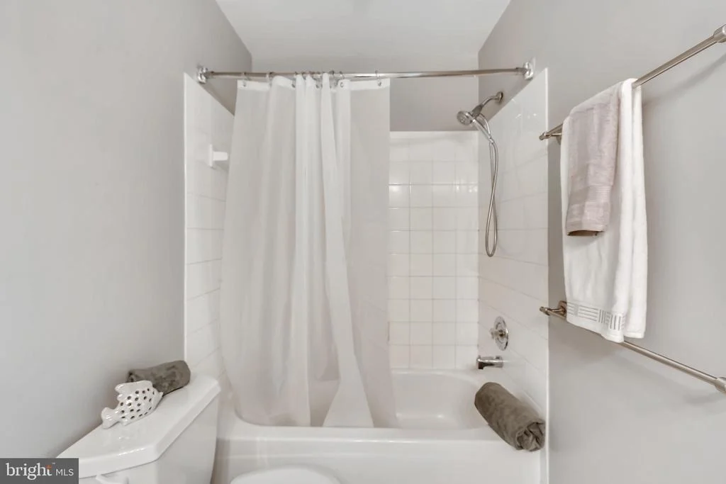 Photo of 22406 SWEETLEAF LANE
