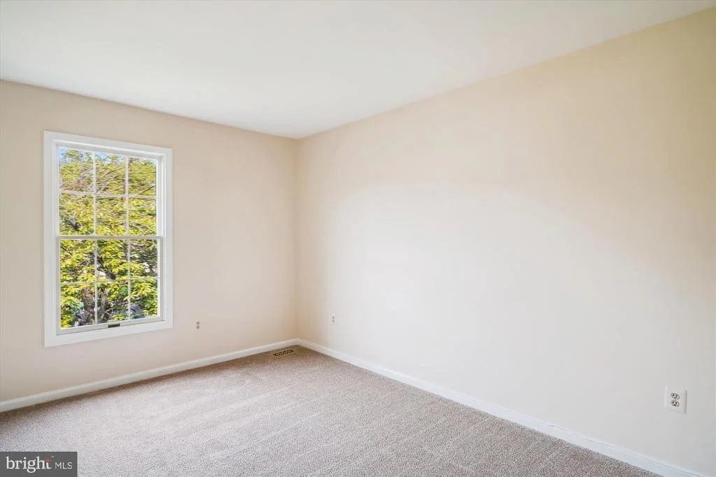 Photo of 604 AVON SQUARE COURT