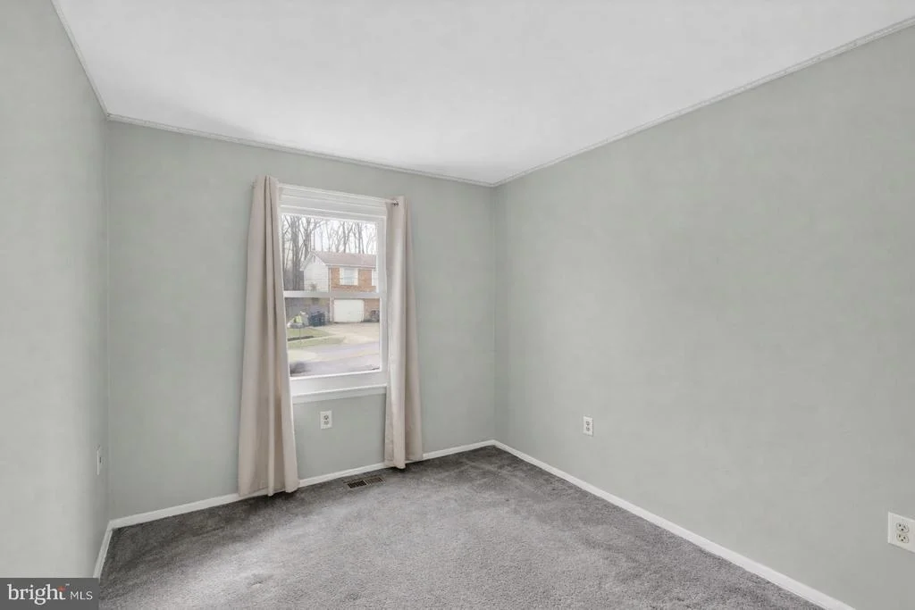 Photo of 4901 IVERSON PLACE