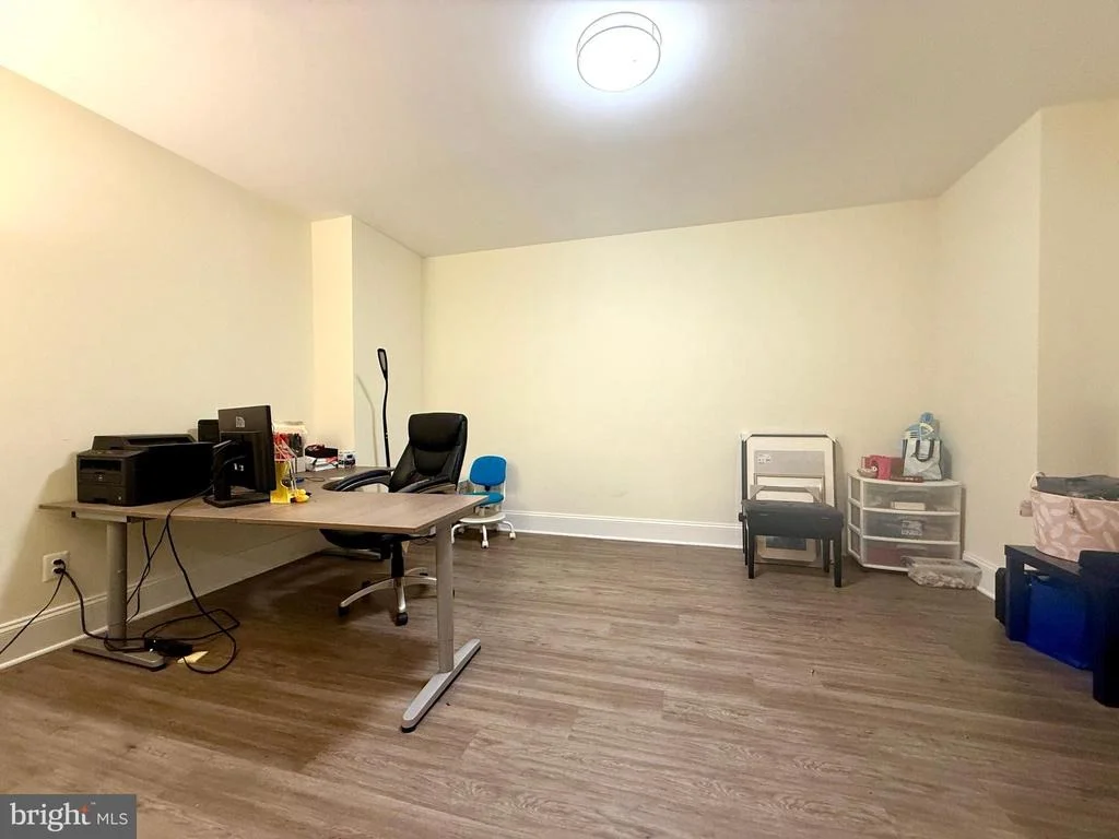 Photo of 7532 RED HILL DRIVE