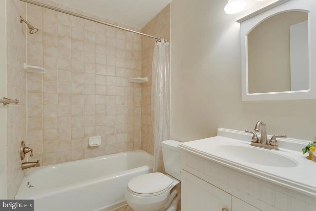 Photo of 16009 WALLINGFORD ROAD