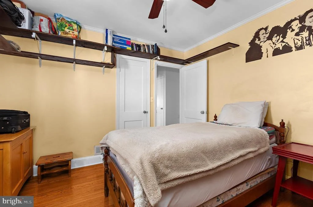 Photo of 545 FOREST VIEW ROAD