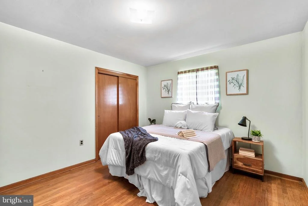 Photo of 7517 RACE ROAD