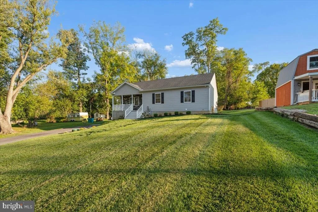 Photo of 4617 PRIESTLAND ROAD