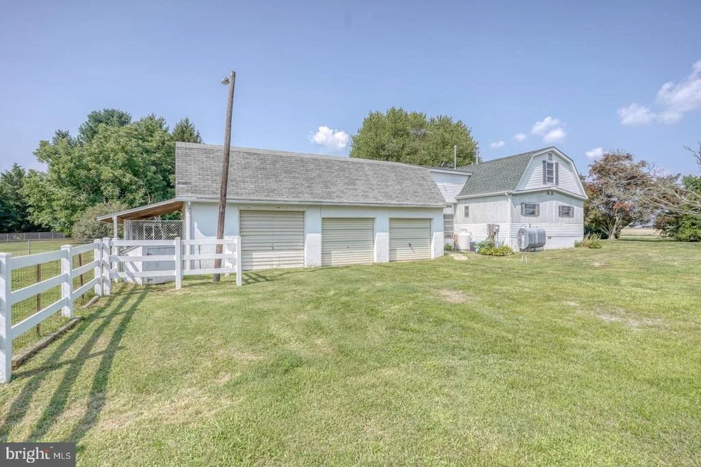 Photo of 2083 E DENNEYS ROAD