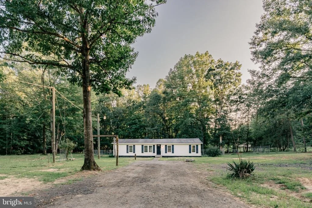 Photo of 119 DEANE ROAD