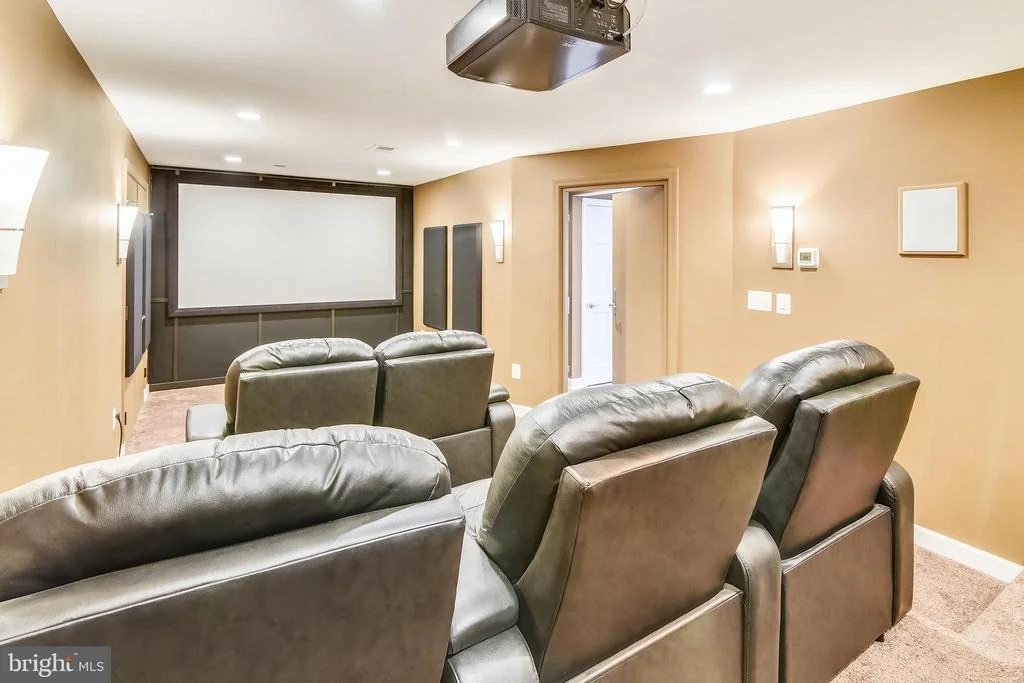Photo of 25853 SPRING FARM CIRCLE