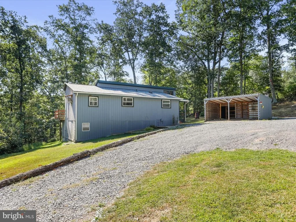 Photo of 867 MASON ROAD