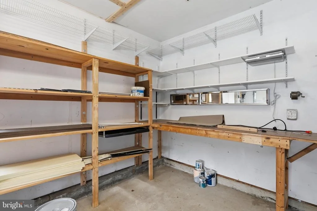Photo of 5661 CRABAPPLE DRIVE