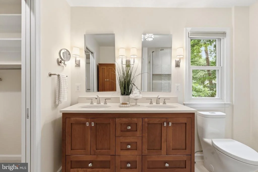 Photo of 10811 MIDSUMMER DRIVE
