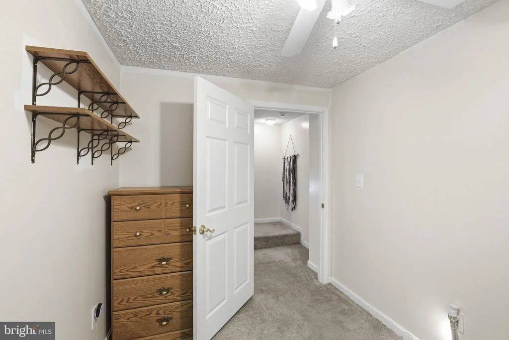 Photo of 736 LUCKY AVENUE