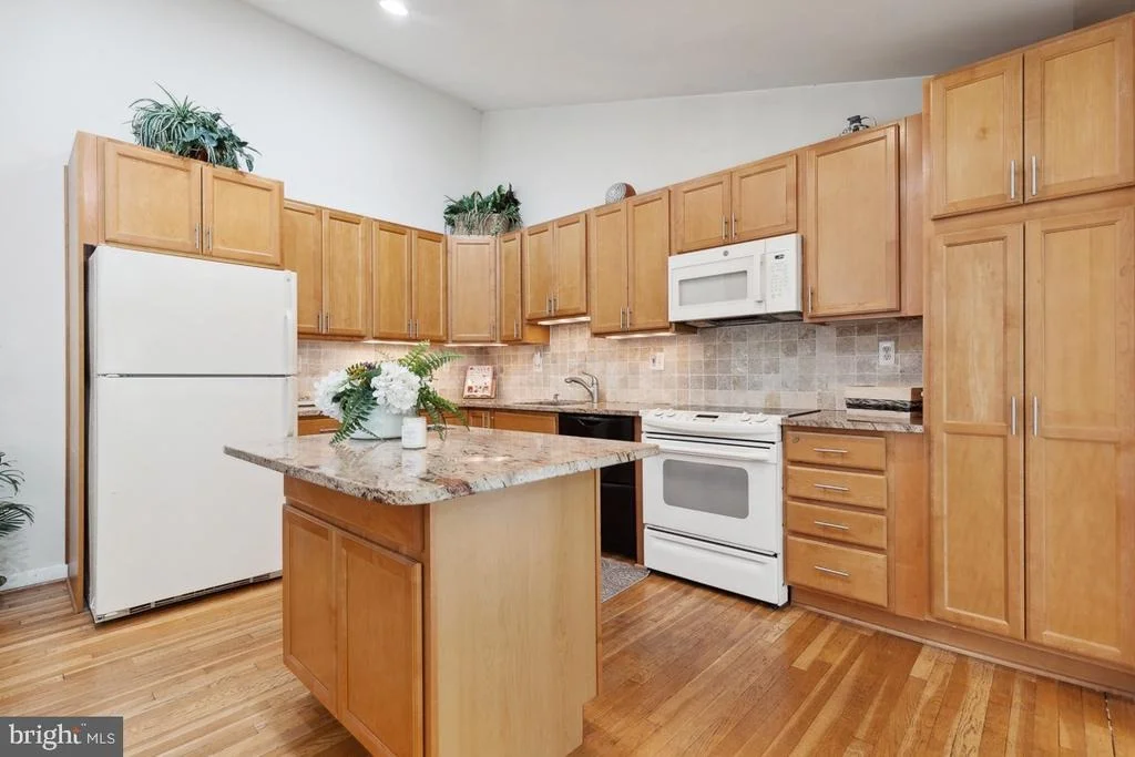 Photo of 1007 SOUTH BELGRADE ROAD