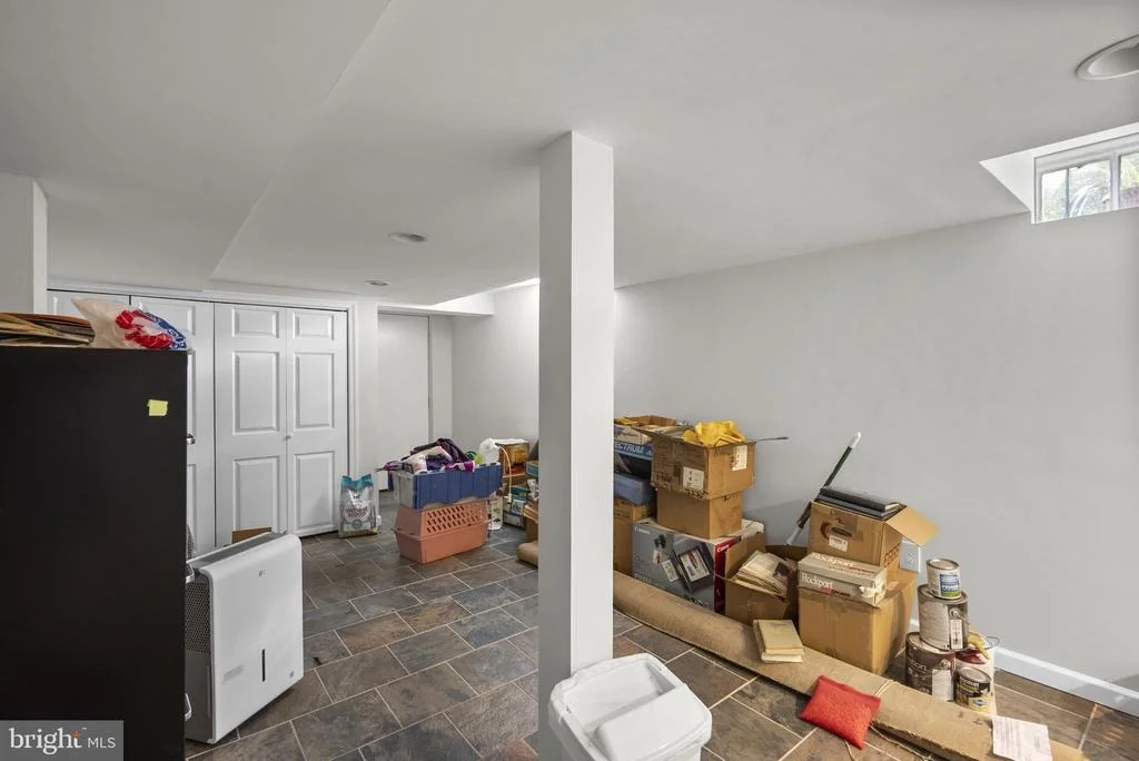 Photo of 8911 BRADFORD ROAD