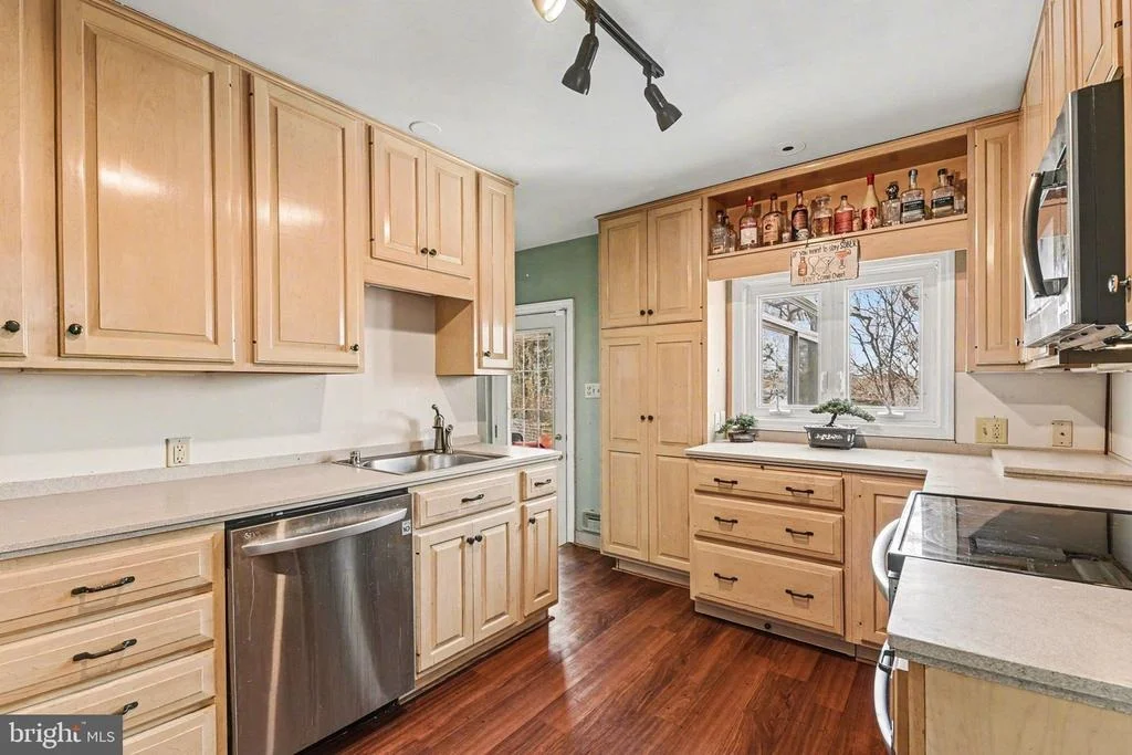 Photo of 3 MARBETH HILL