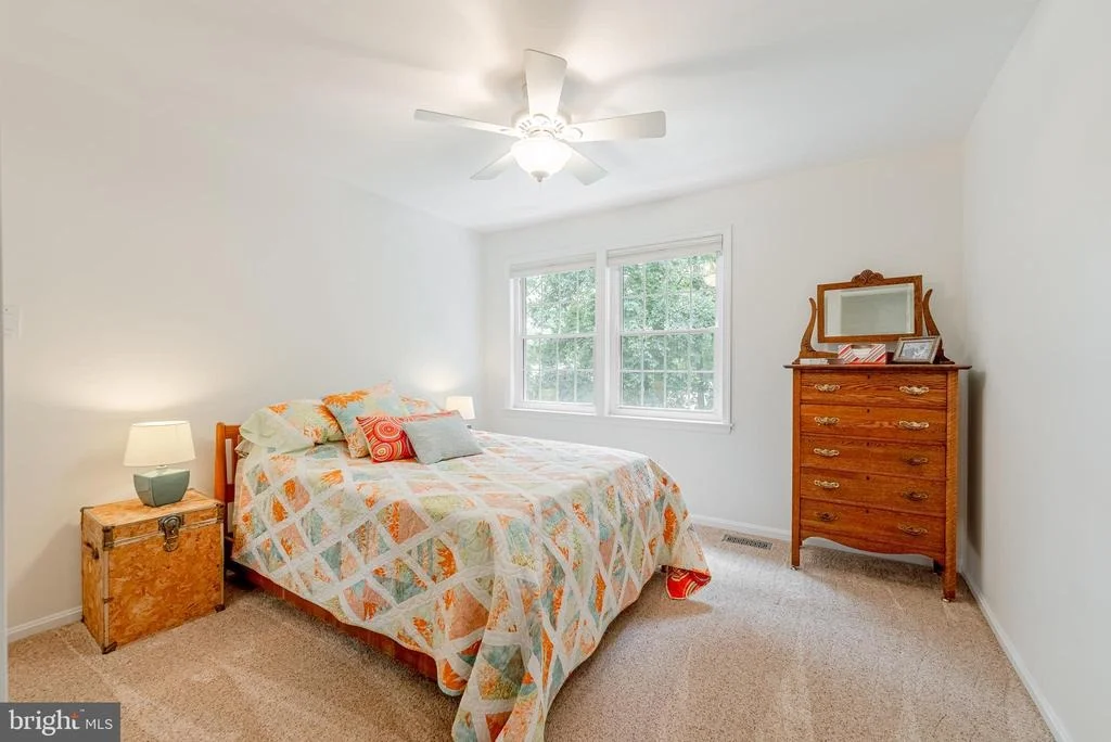 Photo of 10922 SHADOW LANE