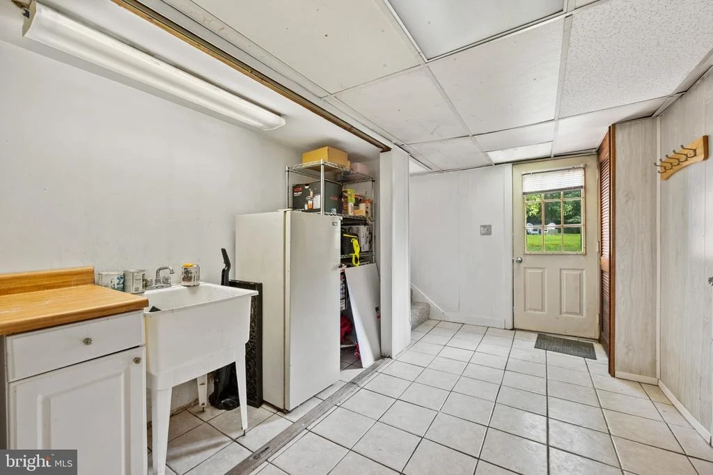 Photo of 213 PIPING ROCK DRIVE