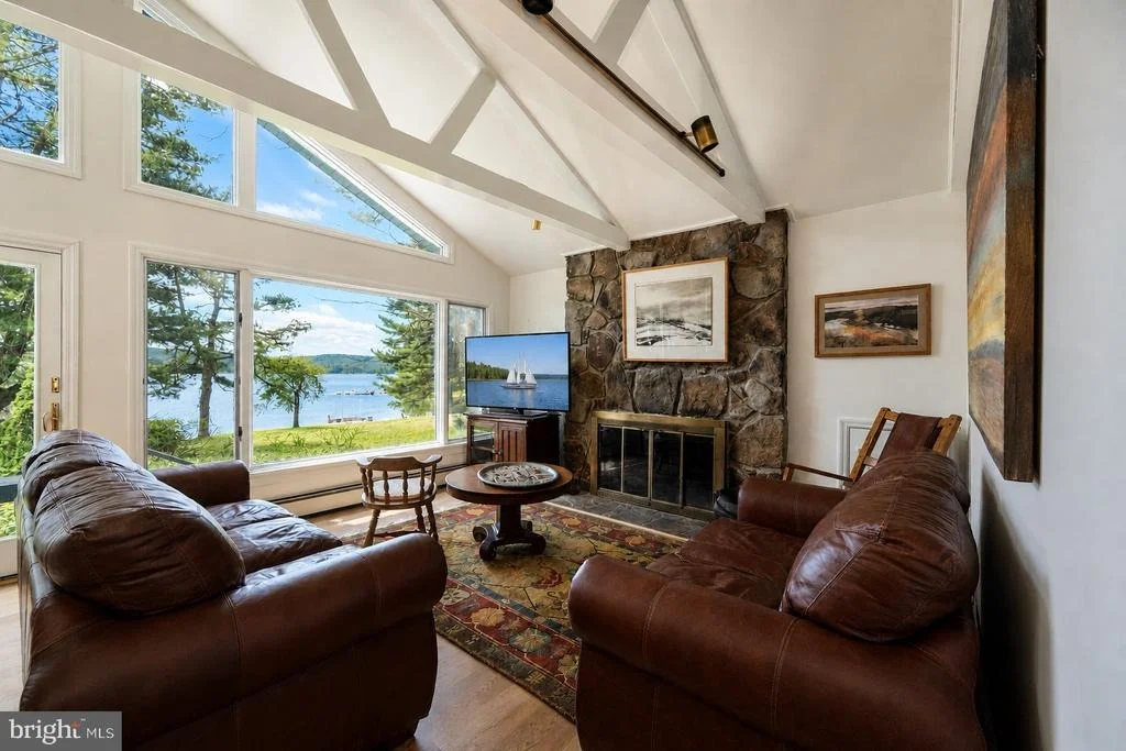 Photo of 701 SHORELINE DRIVE